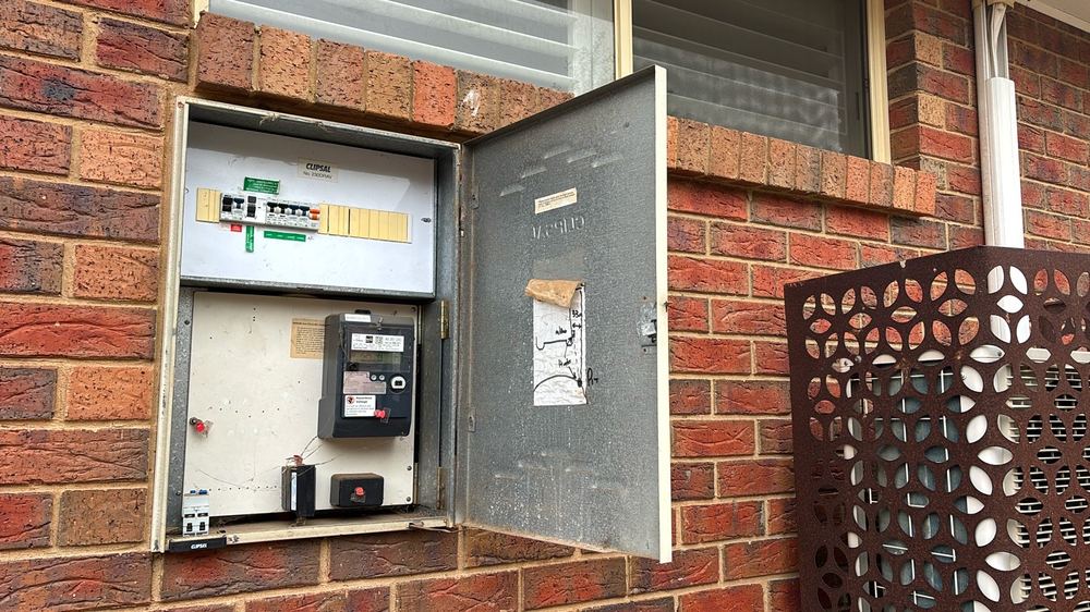 No termite management notice in the meter box to show past treatment, Darley, Ballarat